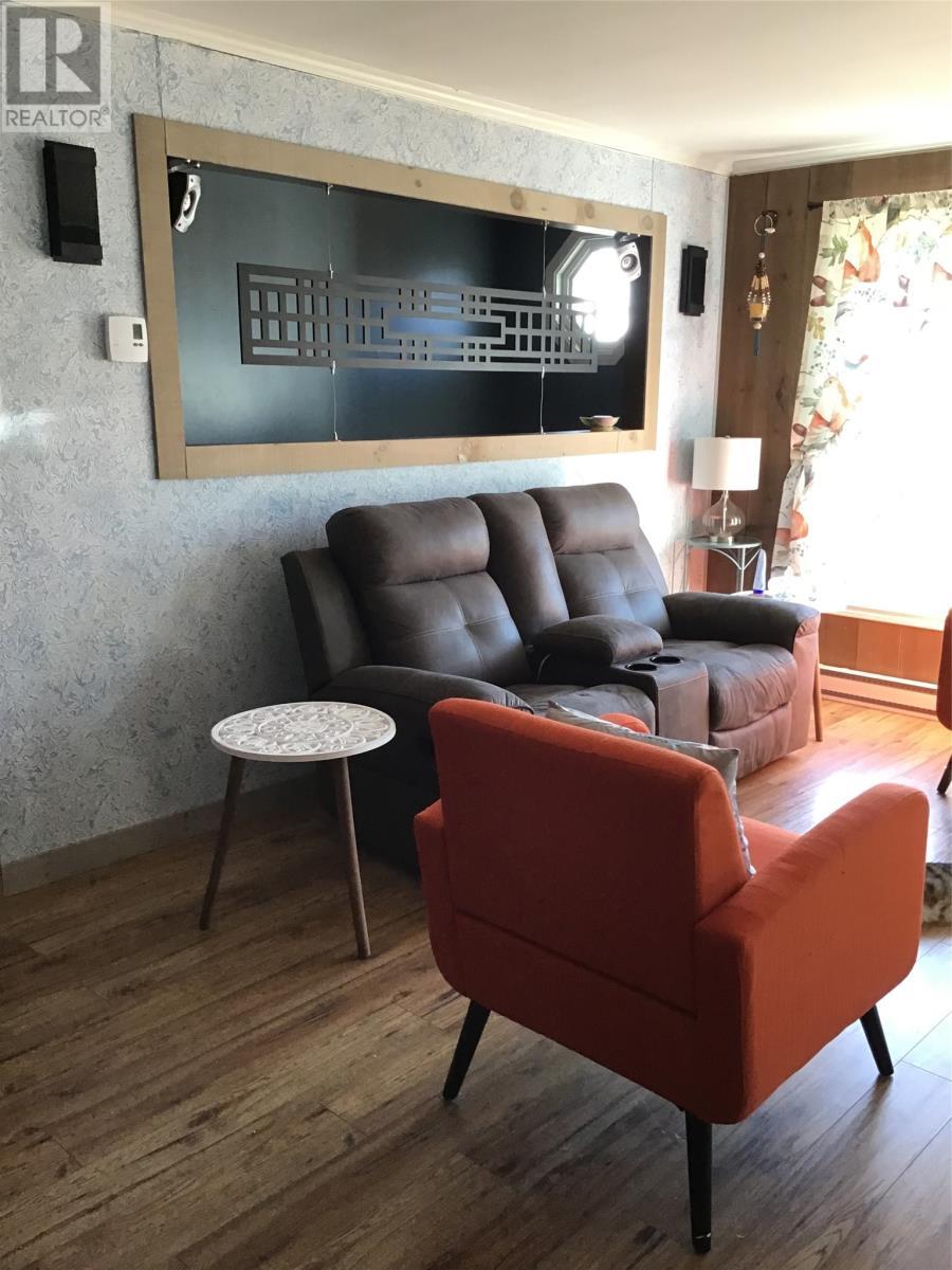 89 Cowan Avenue, St. John'S, NL - Indoor Photo Showing Living Room