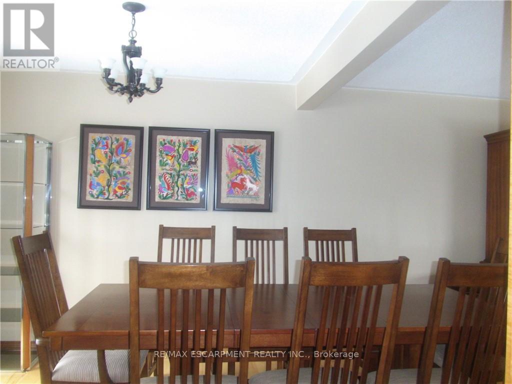 18 Ross Street, Norfolk, ON - Indoor Photo Showing Dining Room