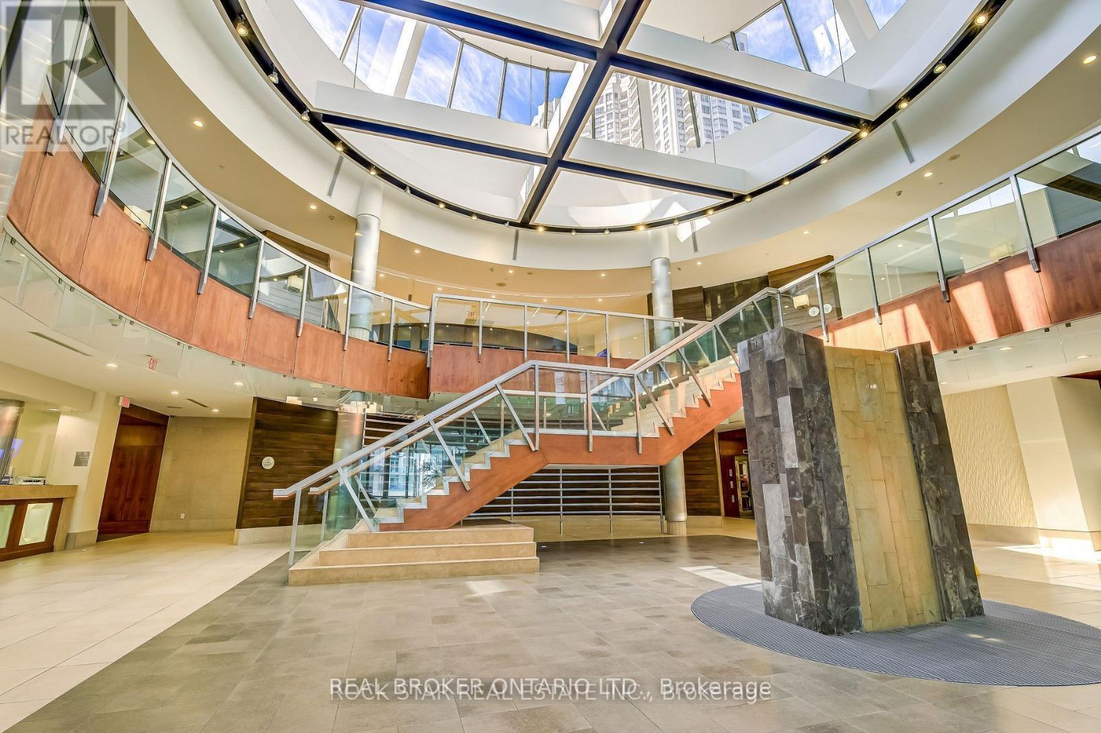 2803 - 3880 Duke Of York Boulevard, Mississauga, ON - Indoor Photo Showing Other Room