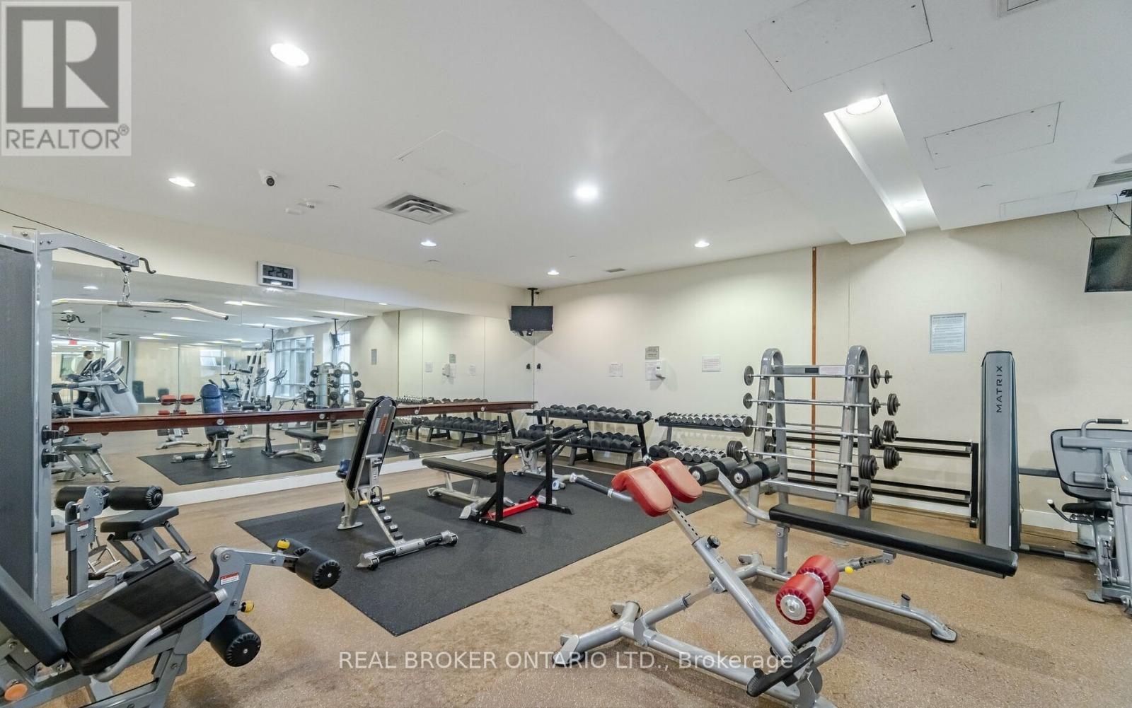 2803 - 3880 Duke Of York Boulevard, Mississauga, ON - Indoor Photo Showing Gym Room