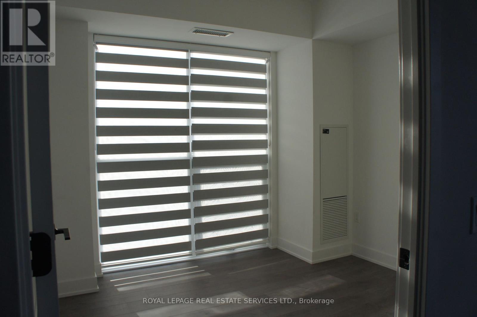 509 - 2343 Khalsa Gate, Oakville, ON - Indoor Photo Showing Other Room