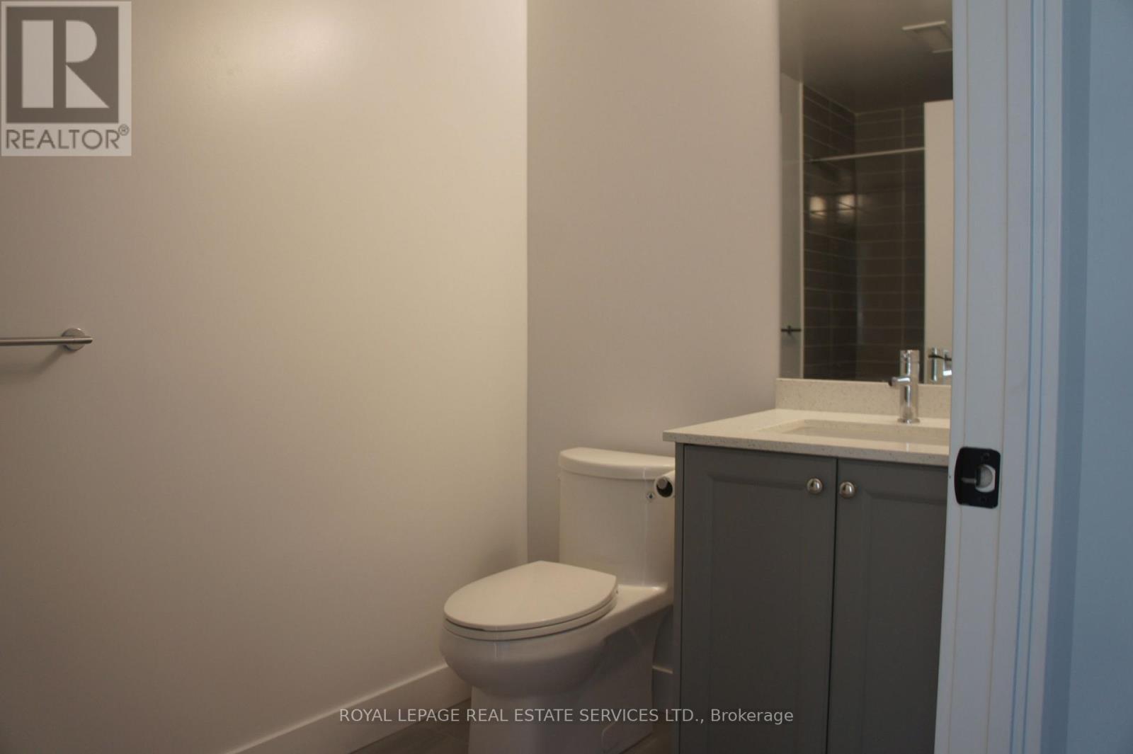 509 - 2343 Khalsa Gate, Oakville, ON - Indoor Photo Showing Bathroom