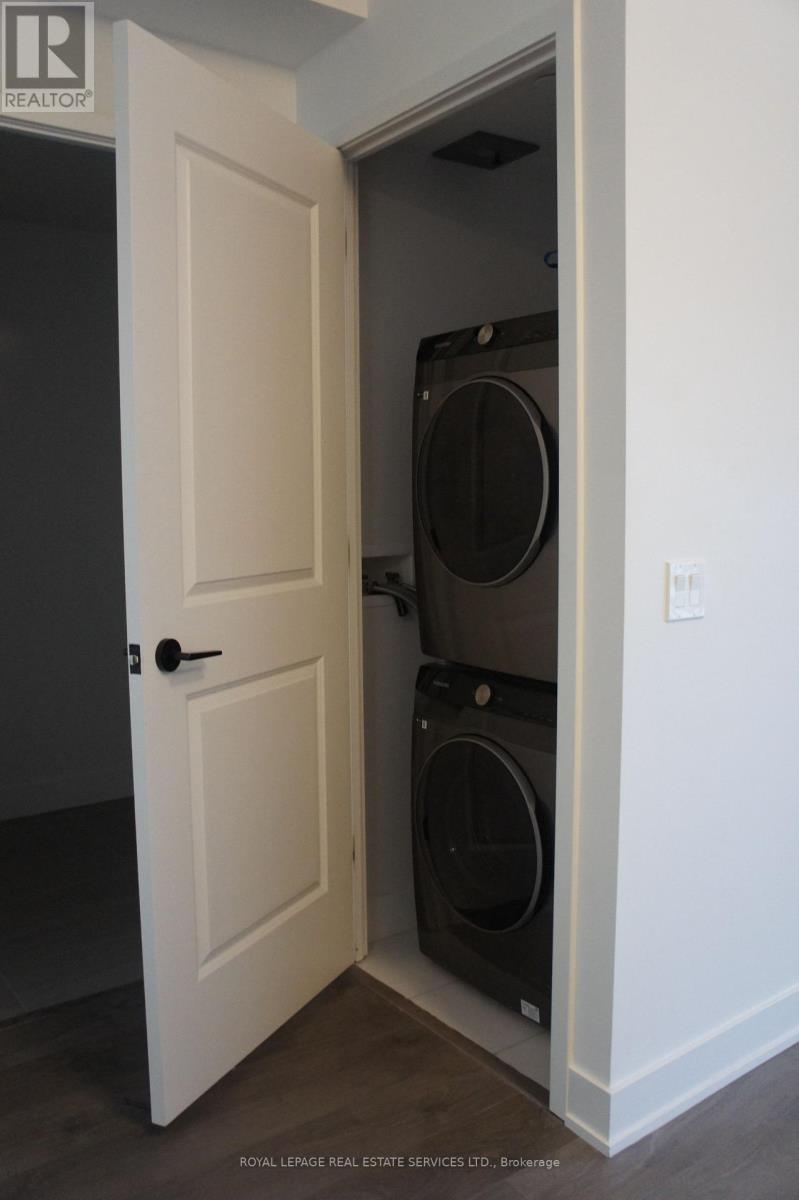 509 - 2343 Khalsa Gate, Oakville, ON - Indoor Photo Showing Laundry Room