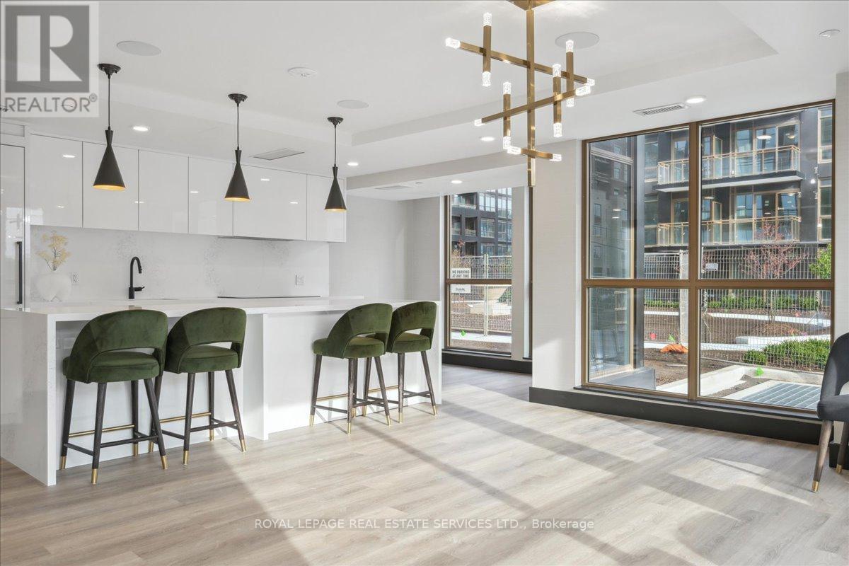 509 - 2343 Khalsa Gate, Oakville, ON - Indoor