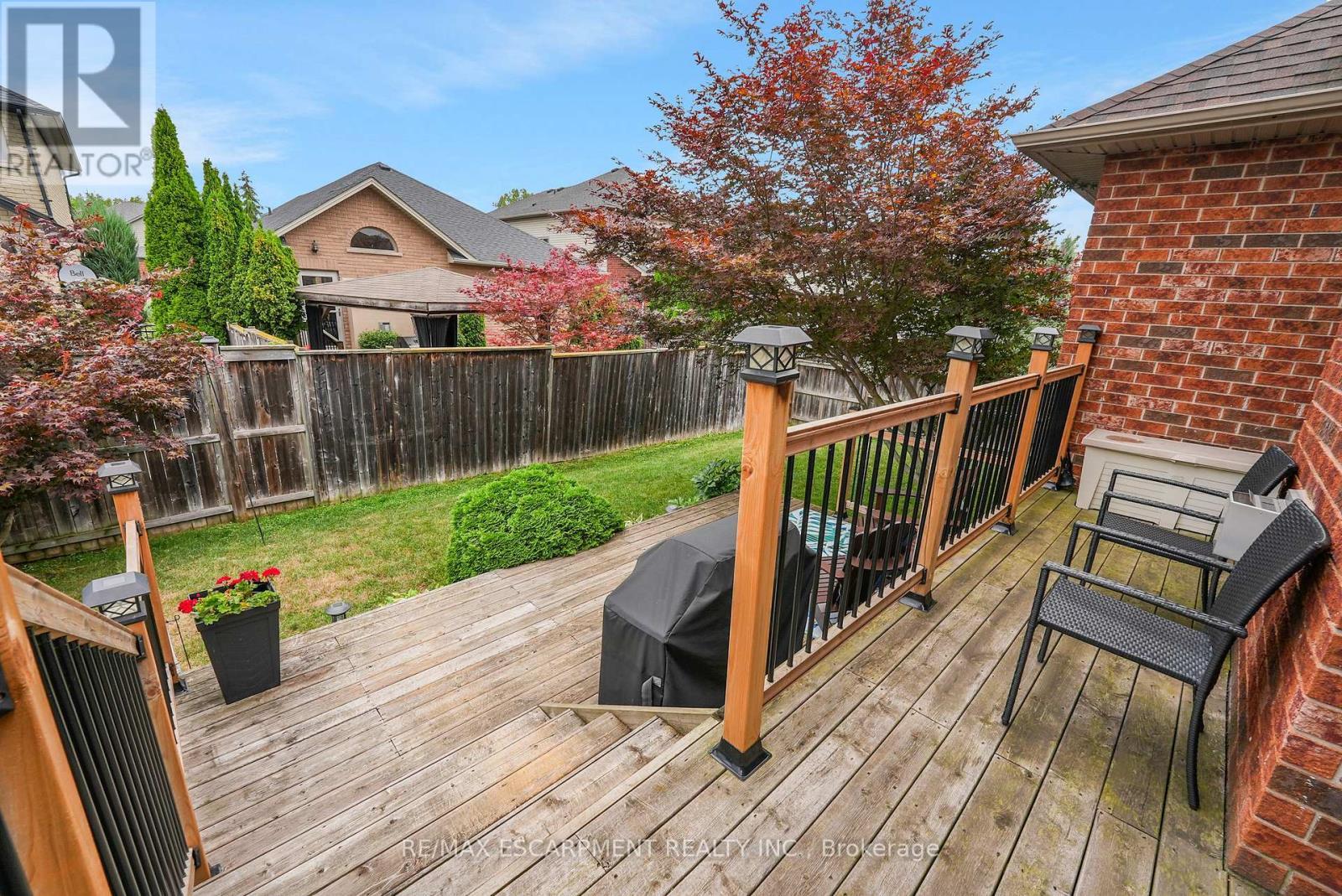 169 Central Avenue, Grimsby, ON - Outdoor With Deck Patio Veranda