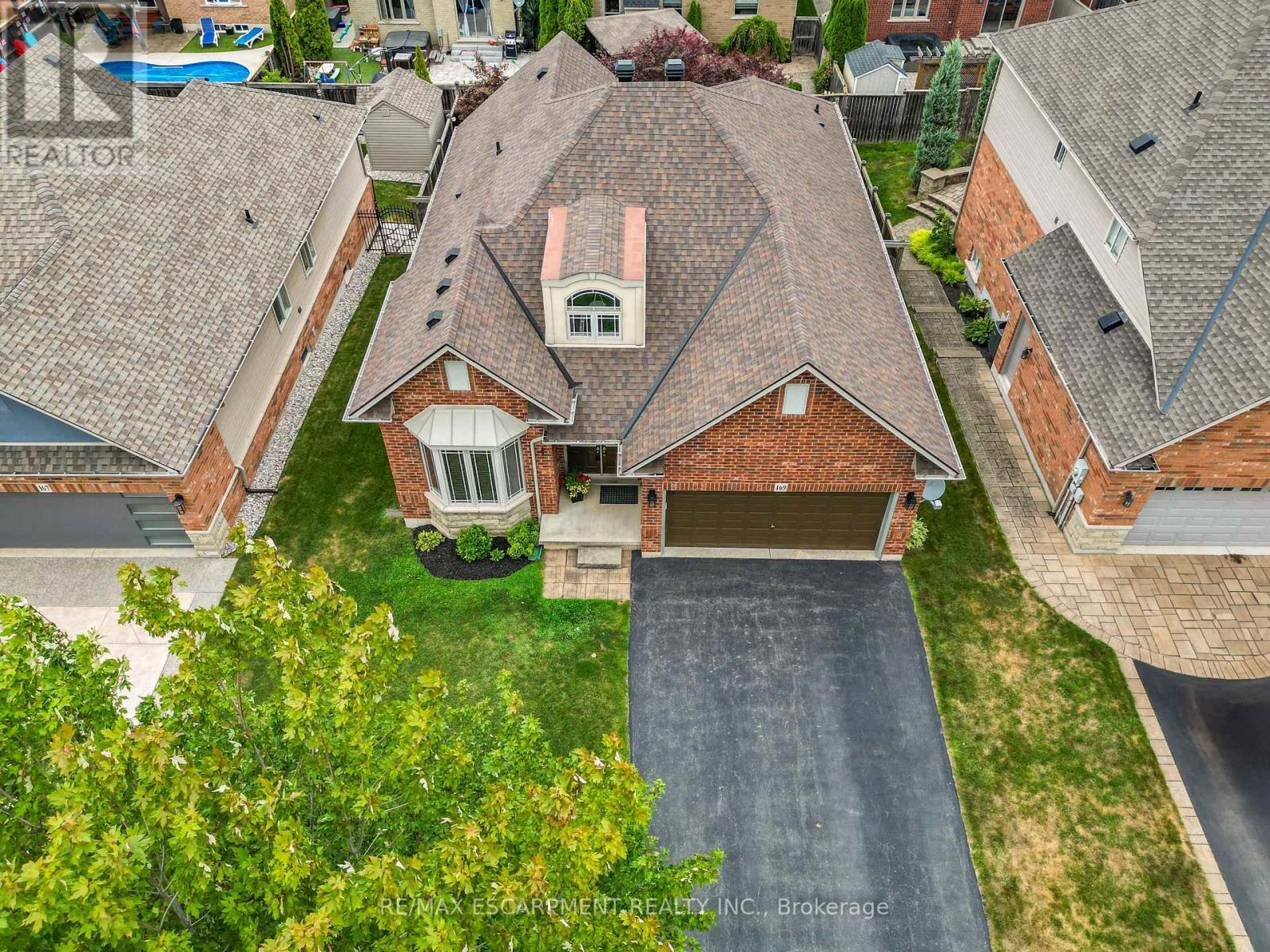 169 Central Avenue, Grimsby, ON - Outdoor