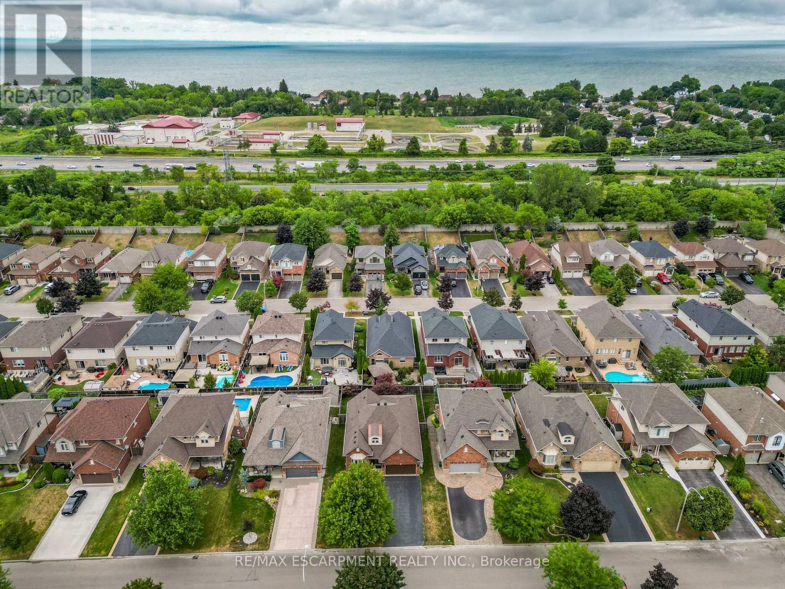 169 Central Avenue, Grimsby, ON - Outdoor With Body Of Water With View