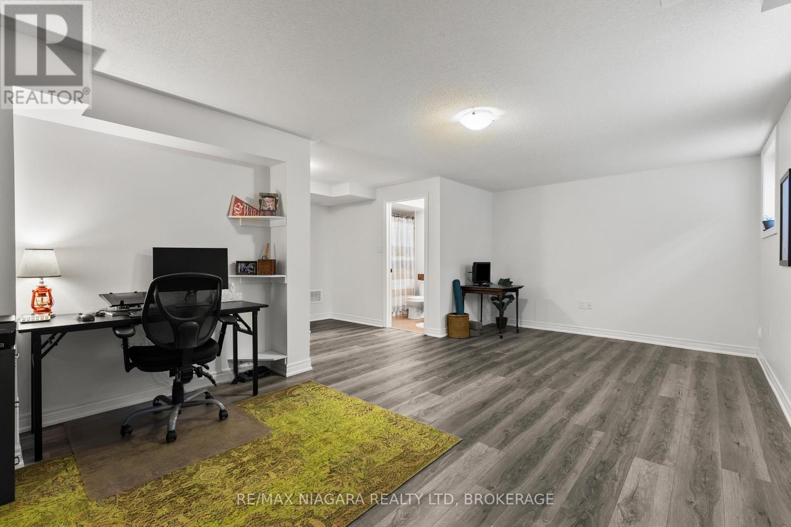 3 Blackbird Street, Niagara-On-The-Lake (Town), ON - Indoor Photo Showing Office