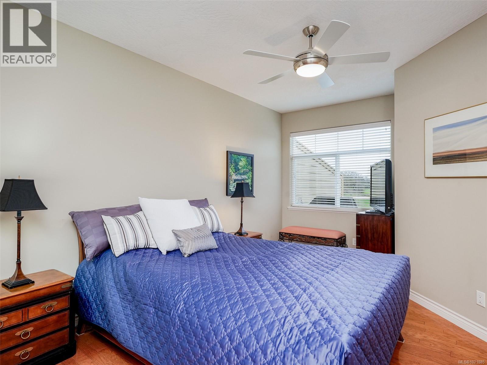 25 1286 Tolmie Ave, Saanich, BC - Indoor Photo Showing Bedroom