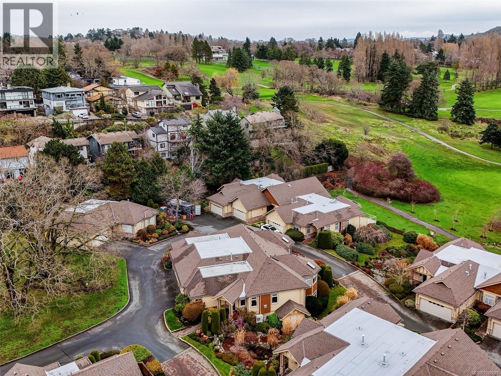 25 1286 Tolmie Ave, Saanich, BC - Outdoor With View