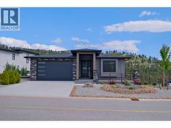 1940 HARRIS Drive Penticton, BC V2A 0C8