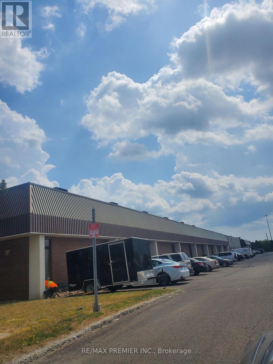 4 - 14 Melanie Drive, Brampton, ON