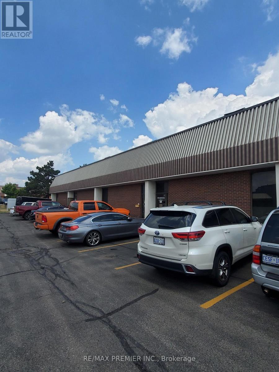 4 - 14 Melanie Drive, Brampton, ON