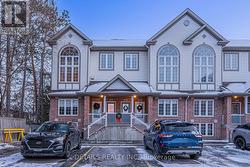 20 - 376 WIFFEN PRIVATE Ottawa, ON K2H 1G4