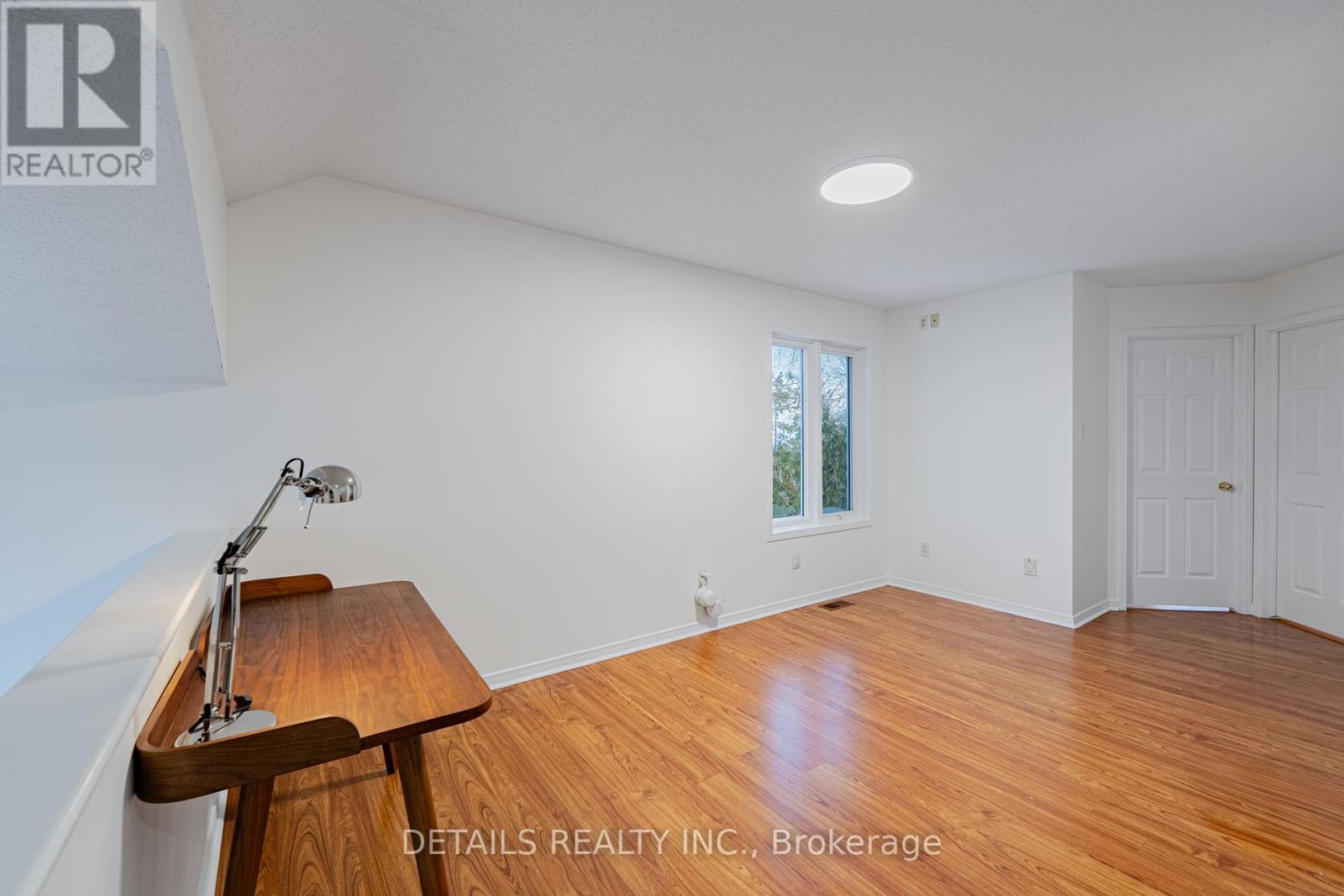 376 Wiffen Private, Ottawa, ON - Indoor Photo Showing Other Room