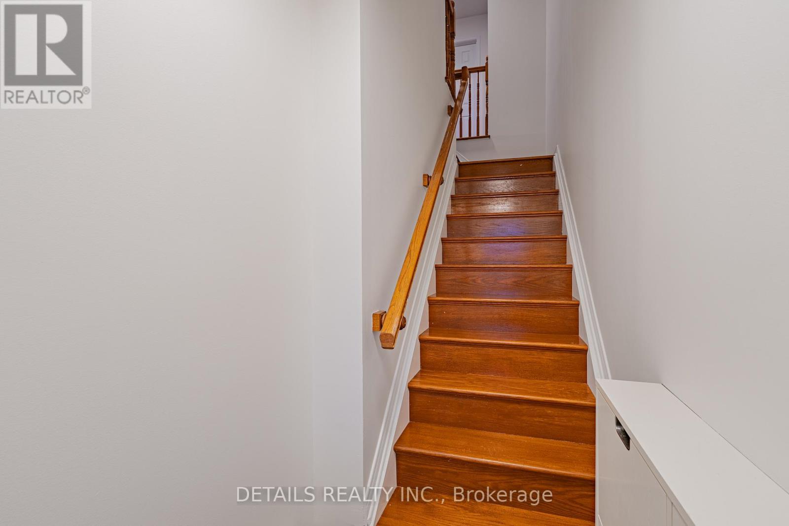 376 Wiffen Private, Ottawa, ON - Indoor Photo Showing Other Room