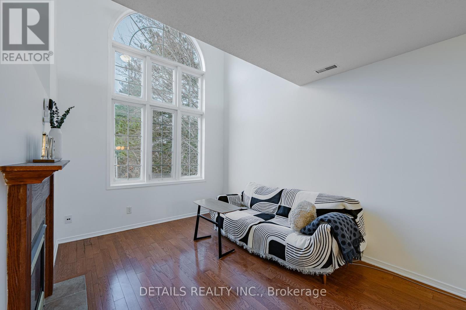 376 Wiffen Private, Ottawa, ON - Indoor