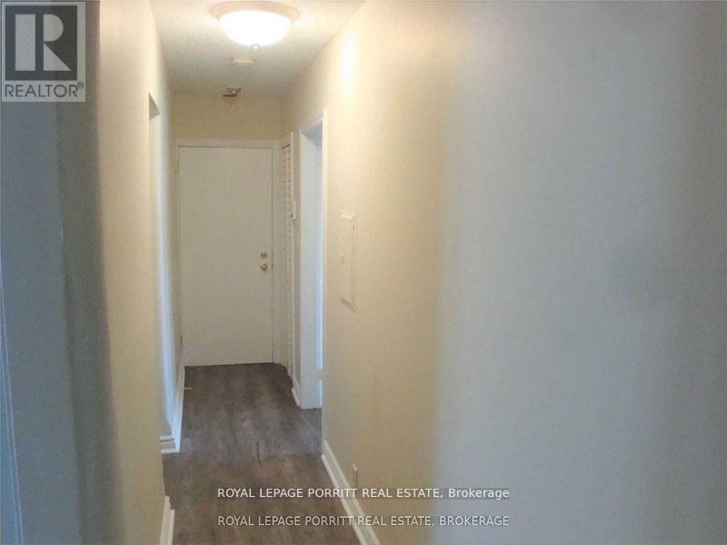 4 - 2773 Lake Shore Boulevard W, Toronto, ON - Photo Showing Other Room