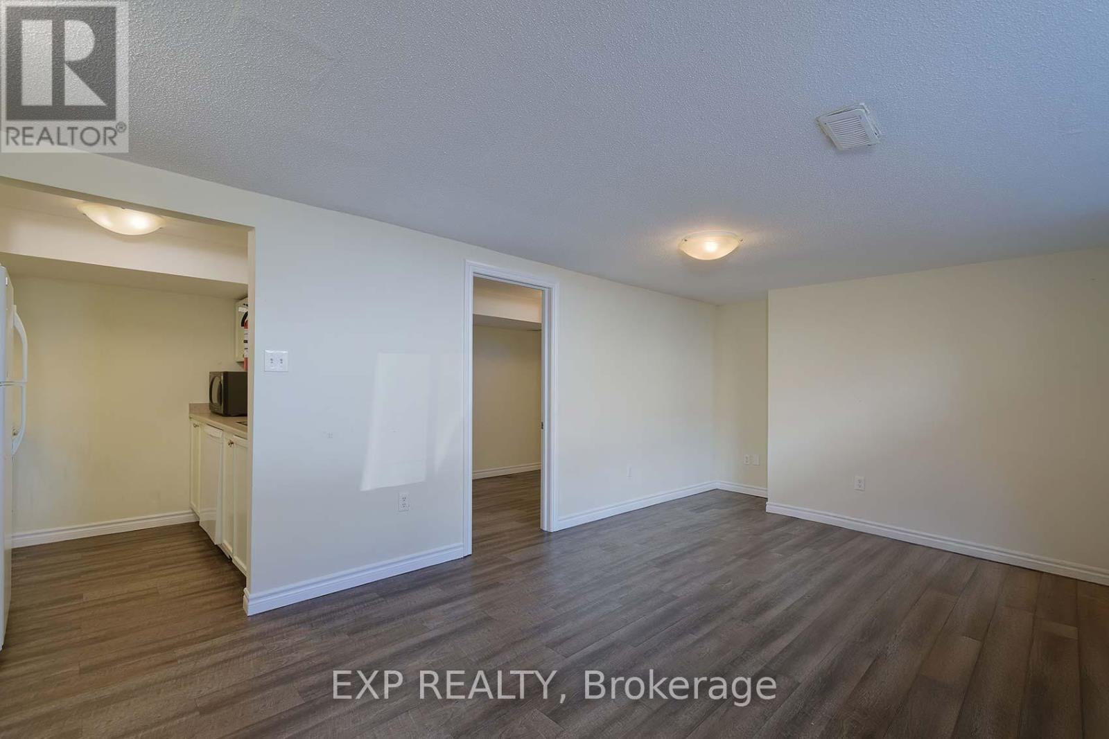 22A Bernick Drive, Barrie, ON - Indoor Photo Showing Other Room