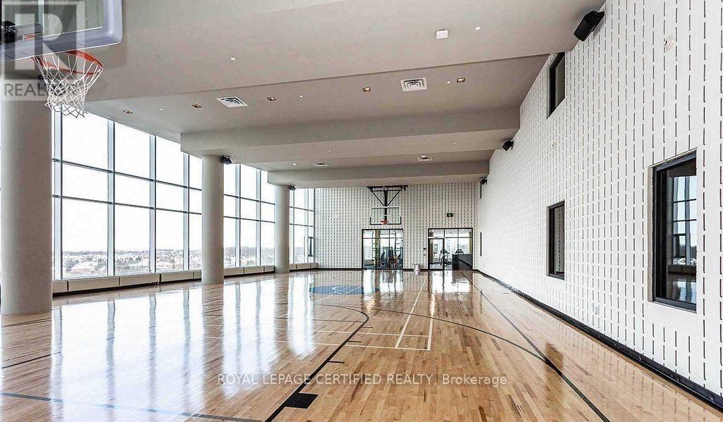 813 - 2520 Eglinton Avenue W, Mississauga, ON - Indoor Photo Showing Other Room