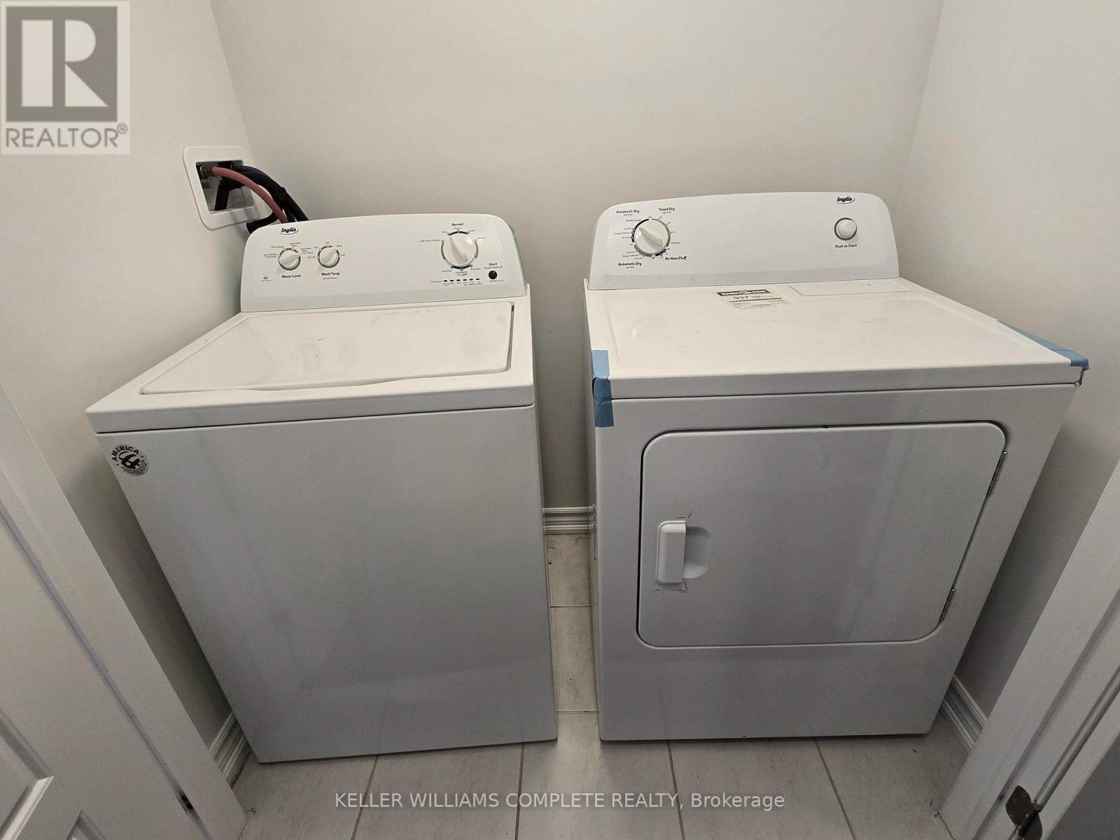 on 2nd level - 518 Buckeye Court, Milton, ON - Indoor Photo Showing Laundry Room