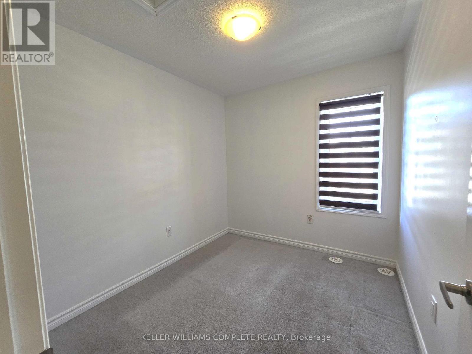 bedroom 1 - 518 Buckeye Court, Milton, ON - Indoor Photo Showing Other Room