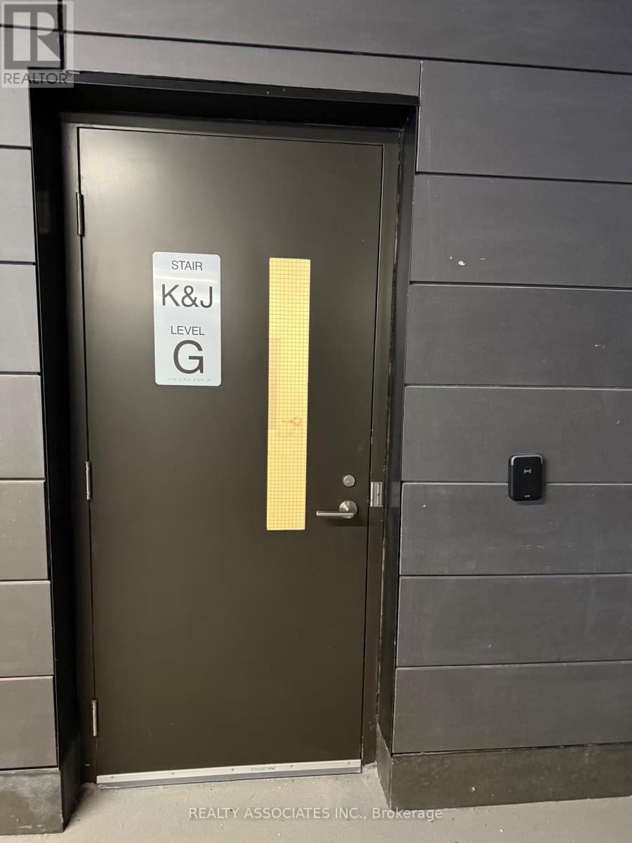 103 - 3006 William Cutmore Boulevard, Oakville, ON - Photo Showing Other Room