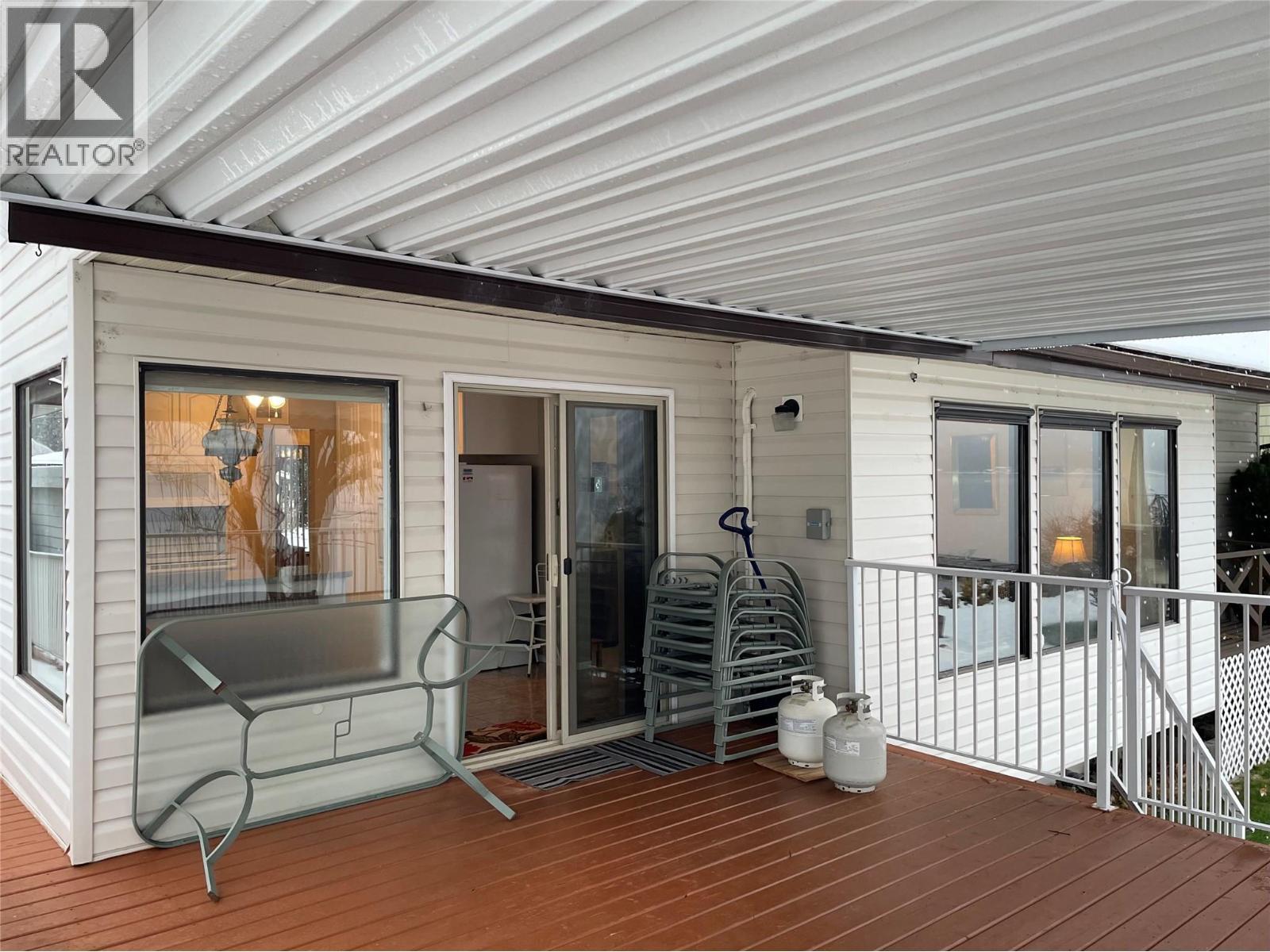 1995 Kelly Court, Christina Lake, BC - Outdoor With Deck Patio Veranda With Exterior