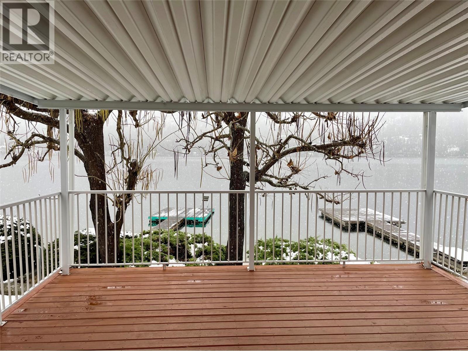 1995 Kelly Court, Christina Lake, BC - With Deck Patio Veranda