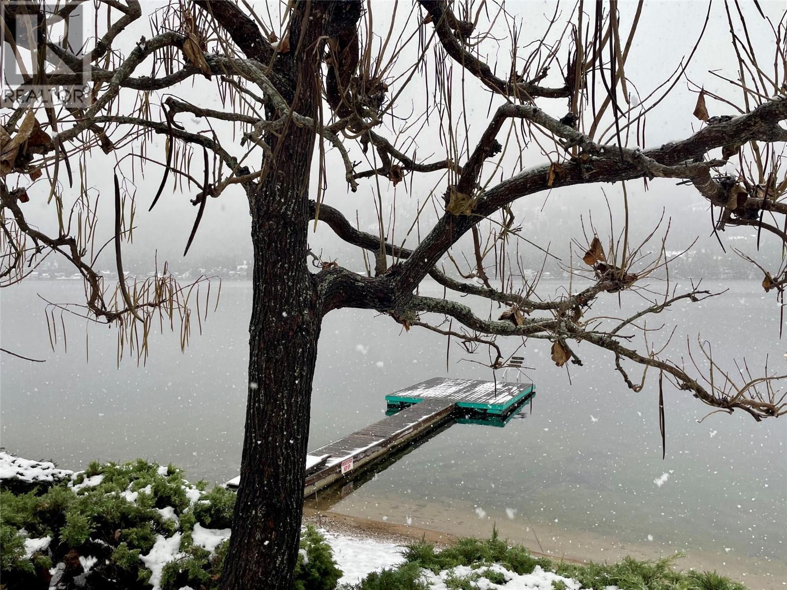 1995 Kelly Court, Christina Lake, BC - Outdoor