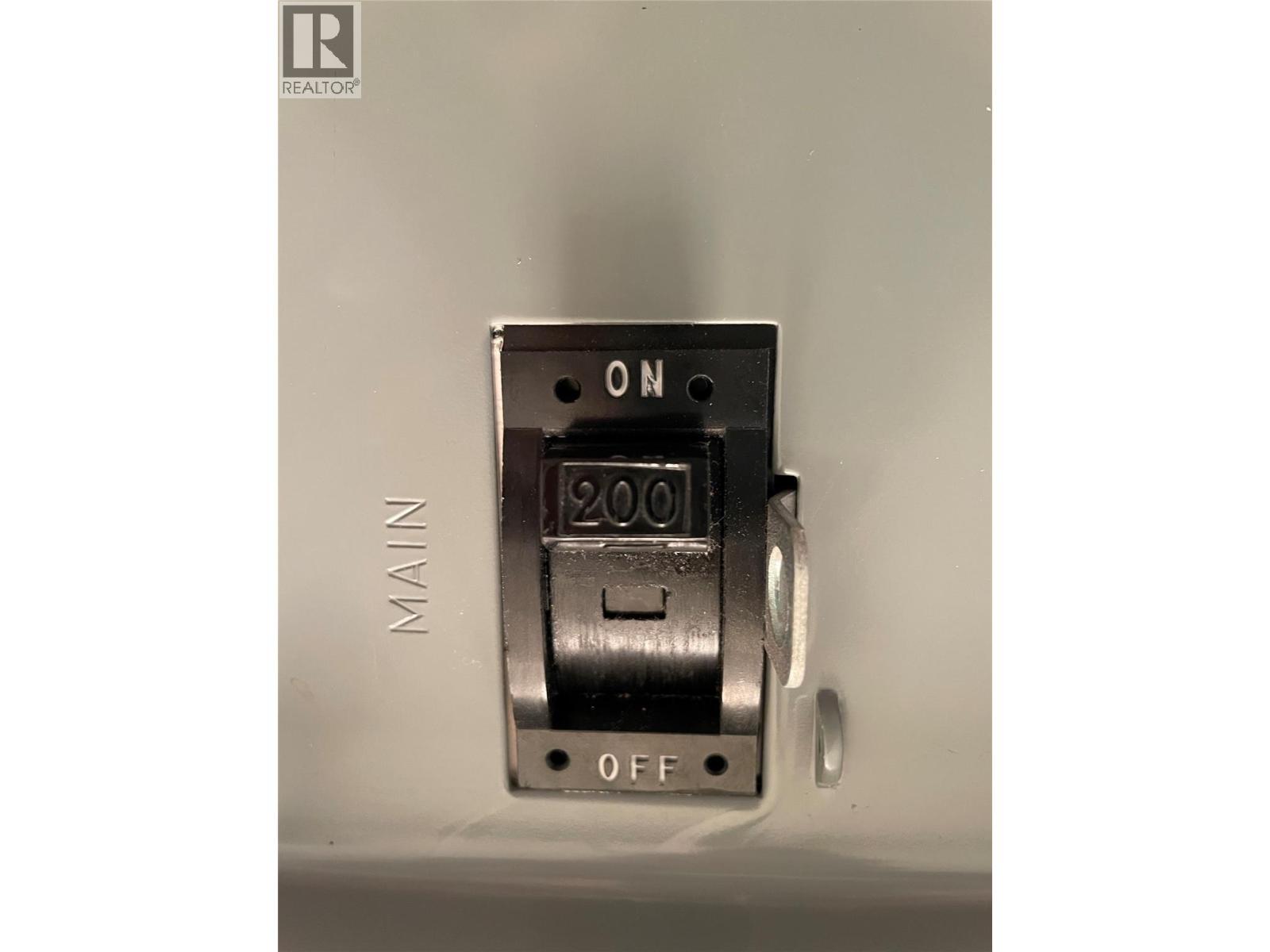 1995 Kelly Court, Christina Lake, BC -