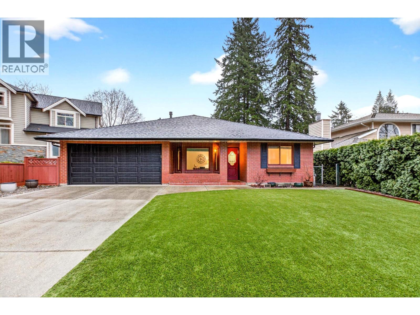 3960 Robin Place, Port Coquitlam, BC - Outdoor