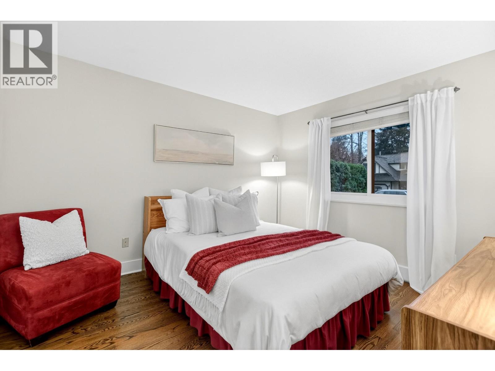 3960 Robin Place, Port Coquitlam, BC - Indoor Photo Showing Bedroom