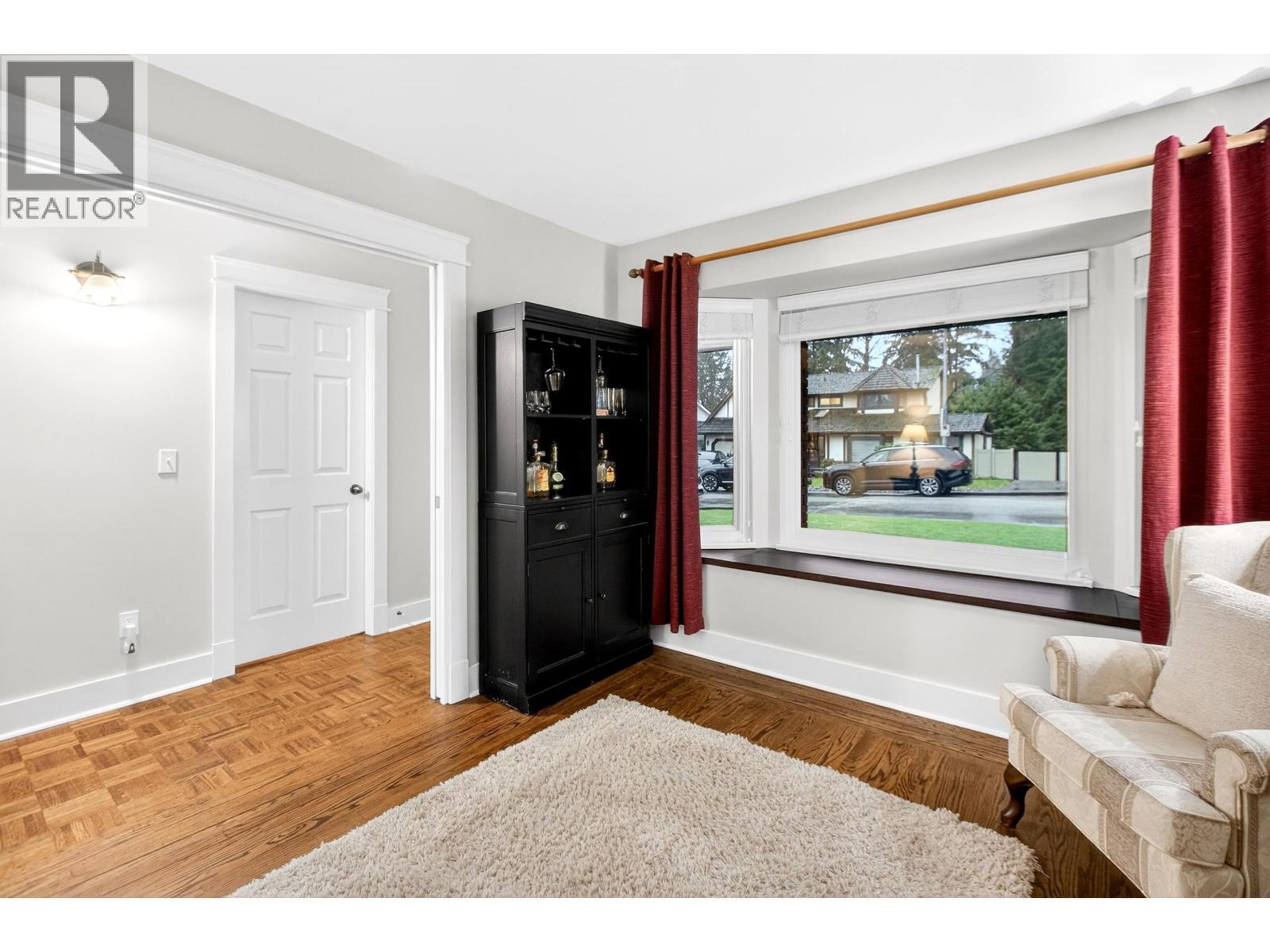 3960 Robin Place, Port Coquitlam, BC - Indoor