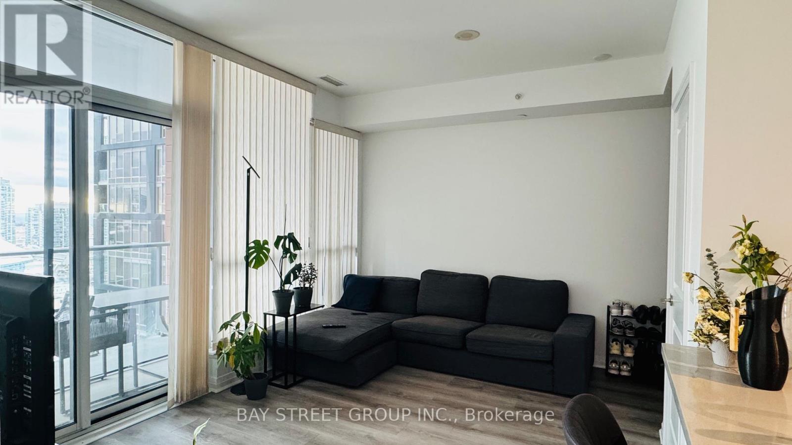 2307 - 8 Mercer Street, Toronto, ON - Indoor