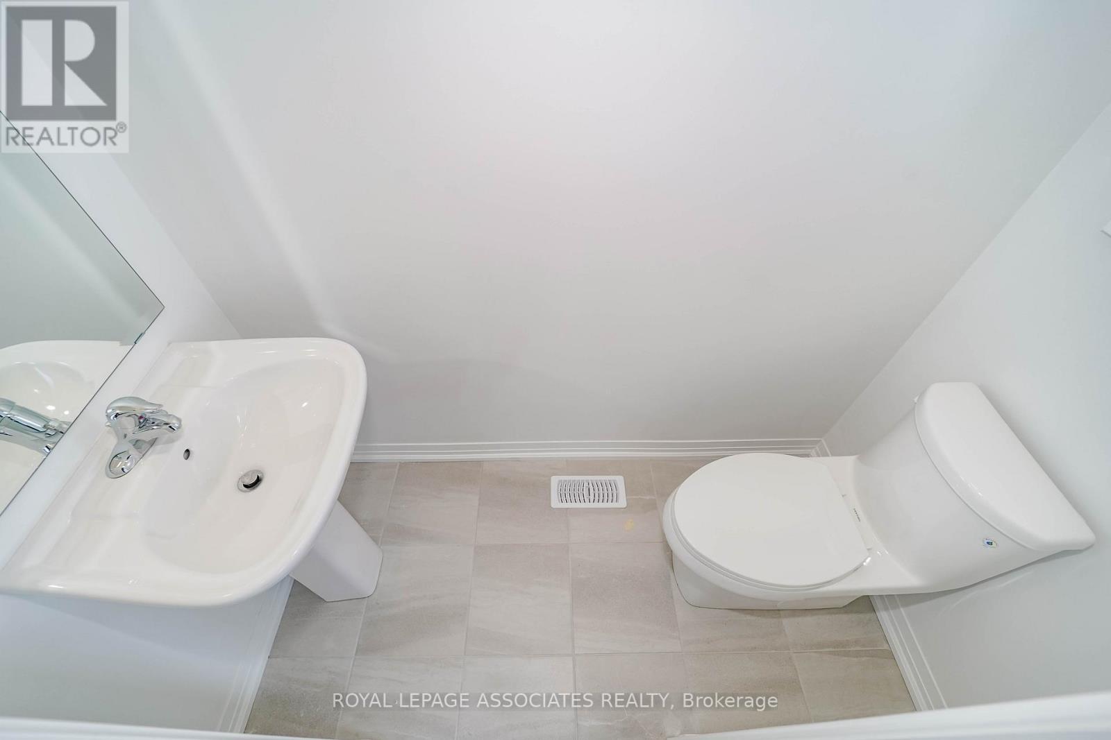 3038 Sideline 16 Road, Pickering, ON - Indoor Photo Showing Bathroom