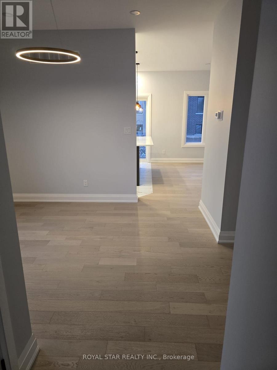 Upper - 6505 Alexa Common, Niagara Falls, ON - Indoor Photo Showing Other Room