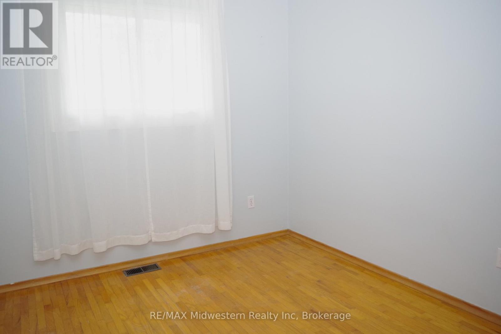 Bedroom - 425 Wellington Street E, Wellington North (Mount Forest), ON - Indoor Photo Showing Other Room