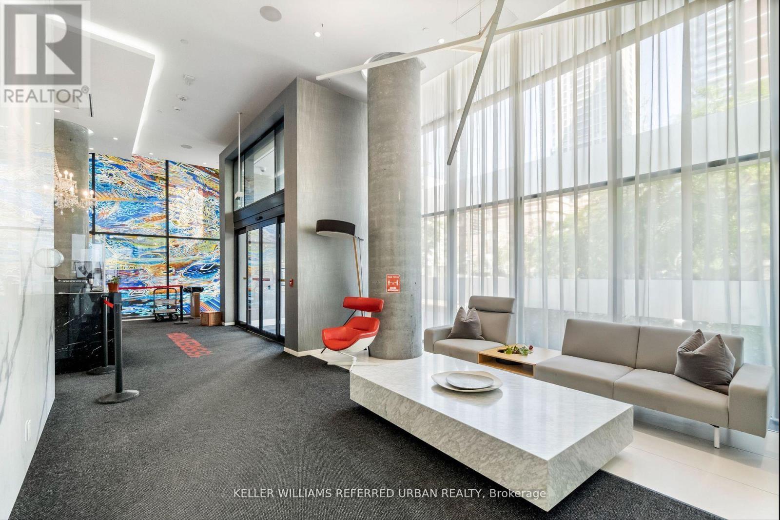 1604 - 185 Roehampton Avenue, Toronto, ON - Indoor Photo Showing Other Room