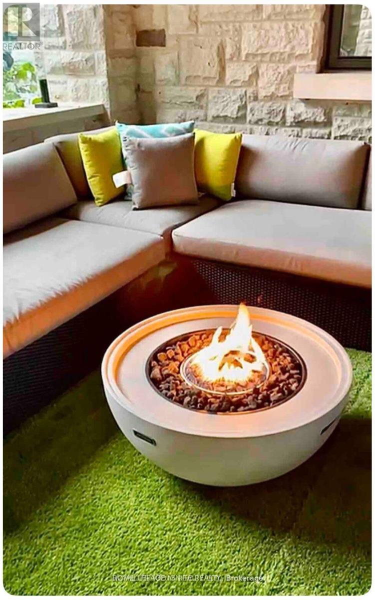 Bsmt - 63 Sylvan Avenue, Toronto, ON - Indoor