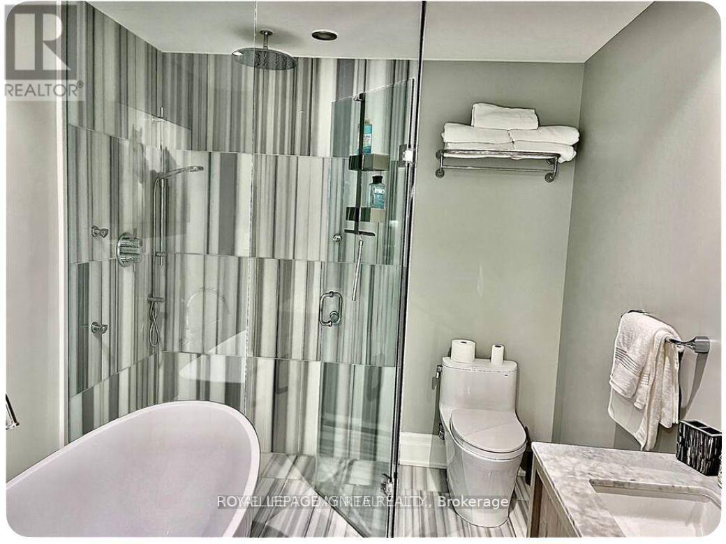 Bsmt - 63 Sylvan Avenue, Toronto, ON - Indoor Photo Showing Bathroom