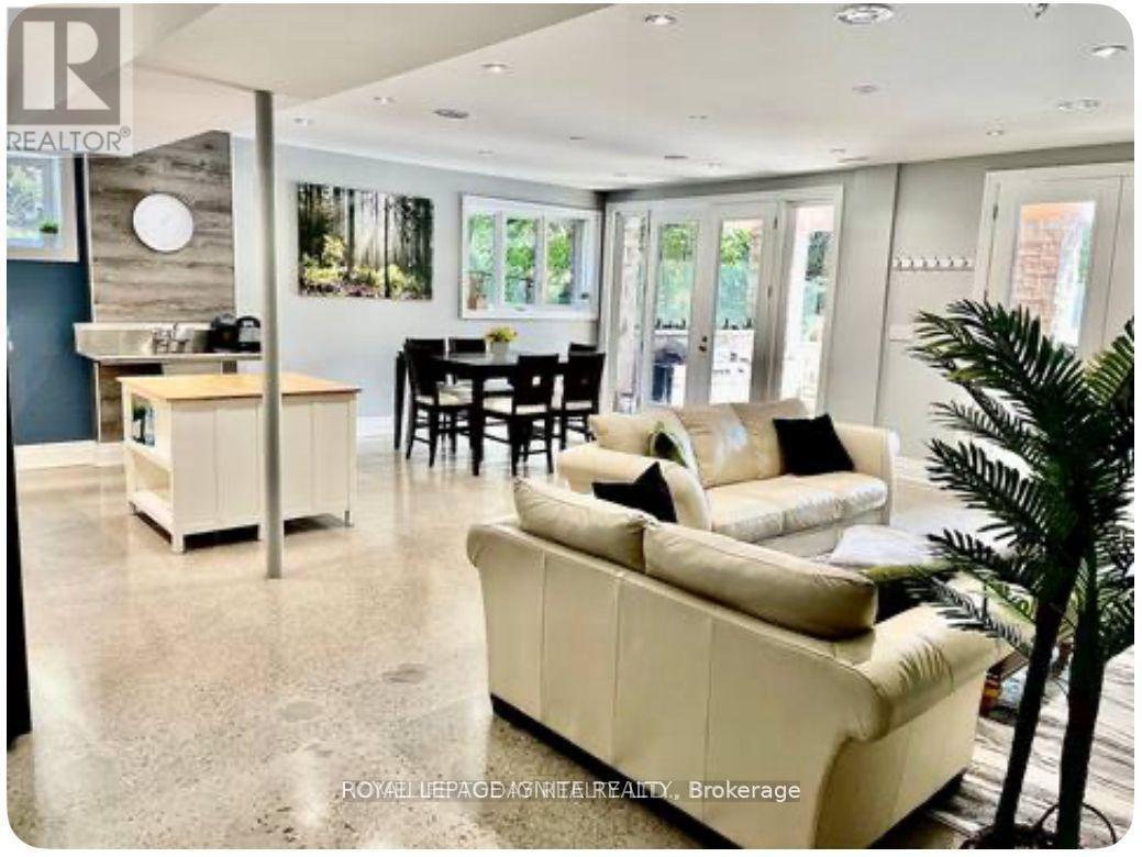 Bsmt - 63 Sylvan Avenue, Toronto, ON - Indoor Photo Showing Living Room