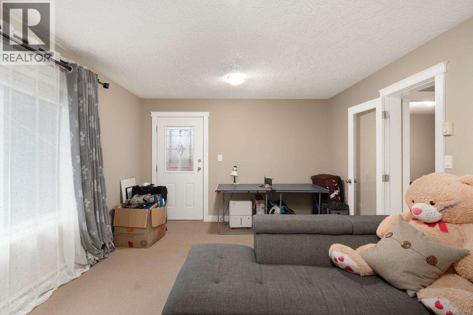 909 Cavalcade Terr, Langford, BC - Indoor