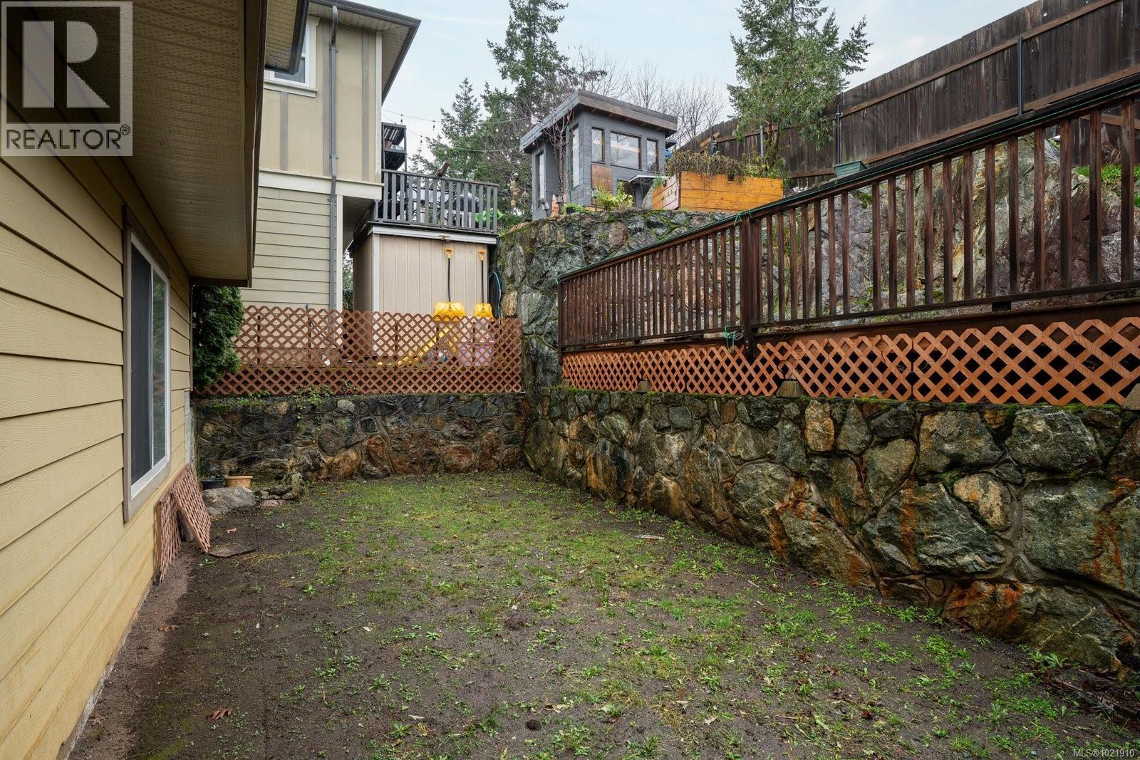 909 Cavalcade Terr, Langford, BC - Outdoor With Deck Patio Veranda With Exterior