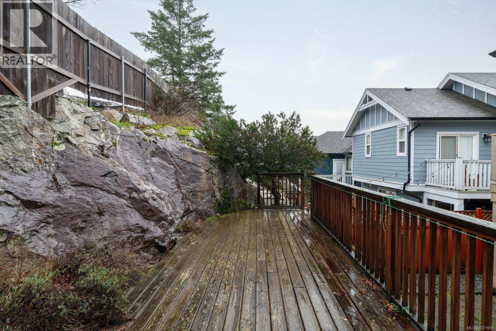 909 Cavalcade Terr, Langford, BC - Outdoor With Deck Patio Veranda With Exterior