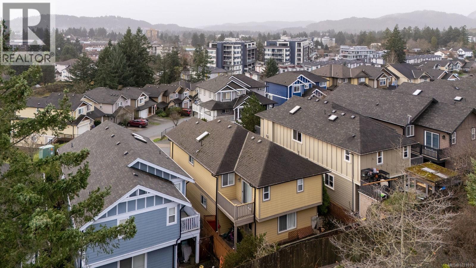 909 Cavalcade Terr, Langford, BC - Outdoor