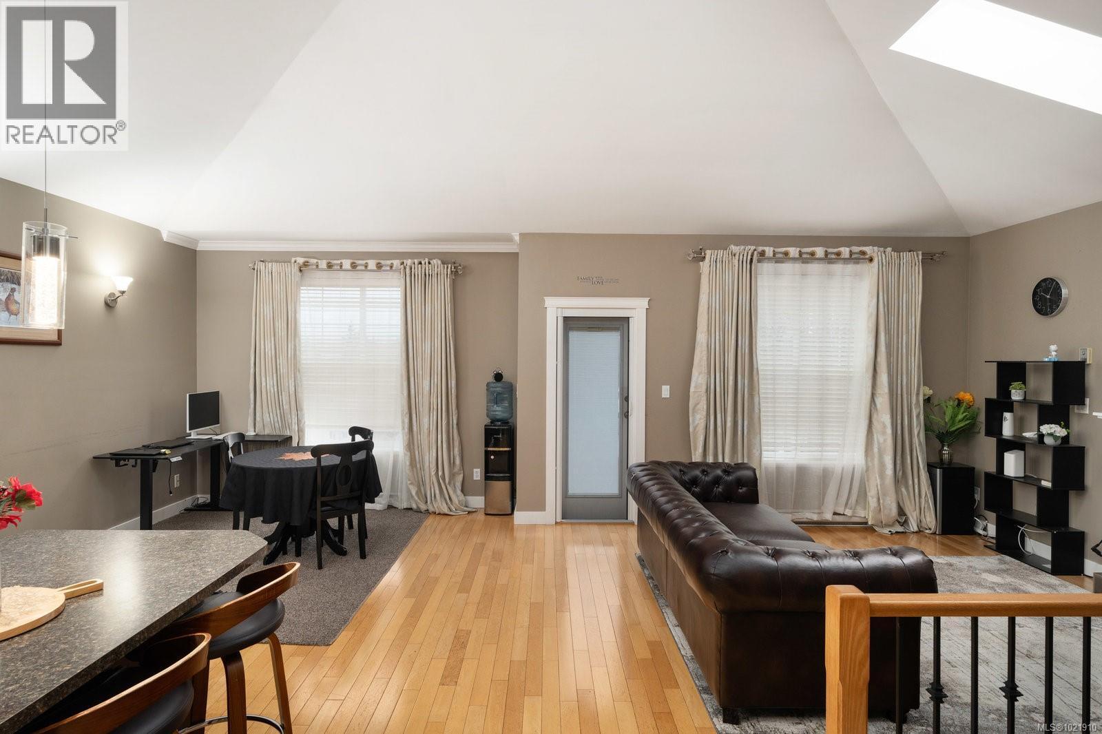 909 Cavalcade Terr, Langford, BC - Indoor