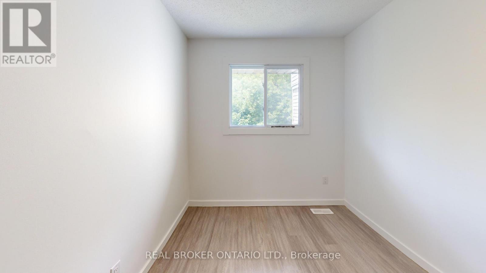 15 Millwood Crescent, Kitchener, ON - Indoor Photo Showing Other Room