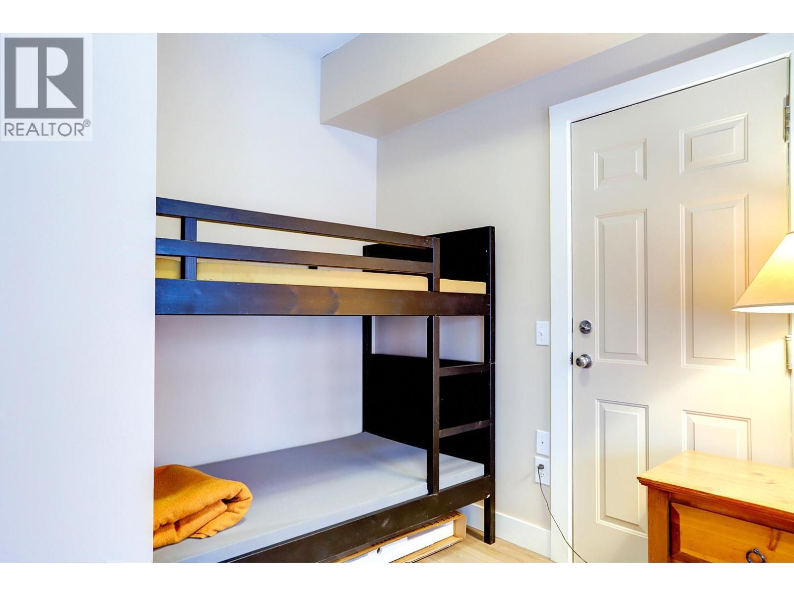 155 Silver Lode Lane Unit# 456, Silver Star, BC - Indoor Photo Showing Other Room