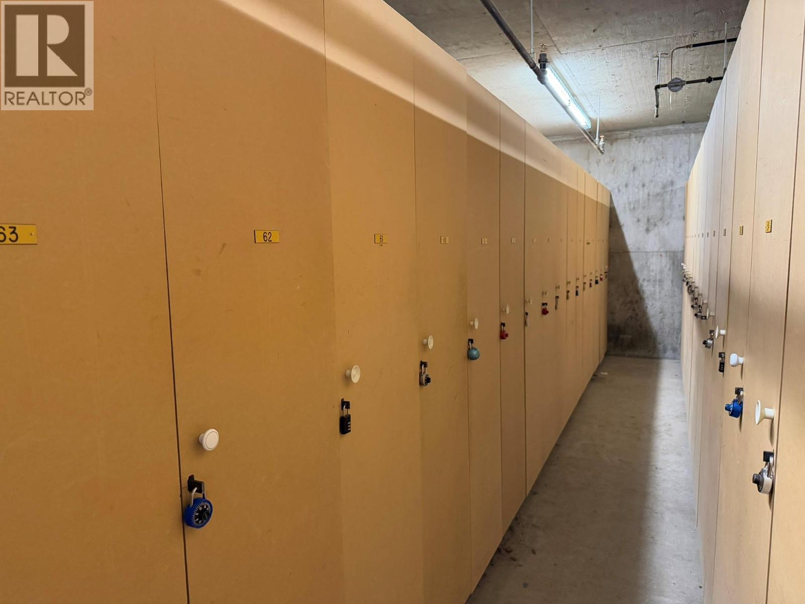 155 Silver Lode Lane Unit# 456, Silver Star, BC - Indoor Photo Showing Other Room